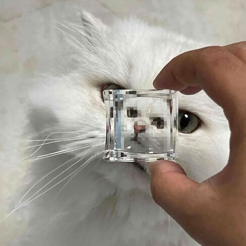 Funny Pixelated Lens for Pixel View Effect, Clear Crystal Glass Pixel Mirror Filter for Artists, Creative Pixel Window Stone for Art Inspiration in Saudi Arabia