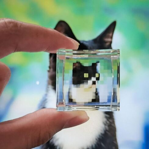 Funny Pixelated Lens for Pixel View Effect, Clear Crystal Glass Pixel Mirror Filter for Artists, Creative Pixel Window Stone for Art Inspiration in Saudi Arabia
