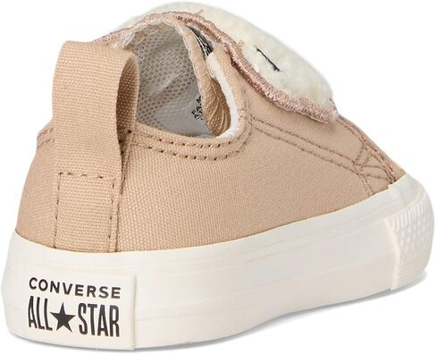 Converse Baby-Boy's Chuck Taylor All Star Sherpa Bear Easy-On (الرضع/طفل صغير) حذاء رياضة in Saudi Arabia