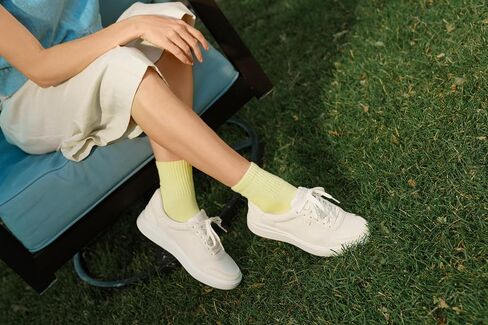 Kizik Slip on Sneakers: Prague 2 - Court Style ، Canvas 4 اتجاهات مع تفاصيل من جلد الغزال ، أحذية غير رسمية للنساء ، الراحة الحرة في الأيدي - عرض Wide Wide Wide in Saudi Arabia