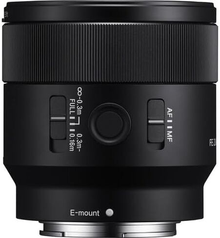 Sony Fe 50mm F/2.8 Macro Lens (SEL50M28) + Cleaning Kit + Lens Filter Kit + Lens Cap in Saudi Arabia