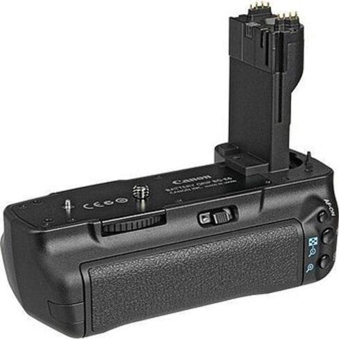 Used Canon BG-E6 Battery Grip for EOS 5D (A Little wear) in Saudi Arabia