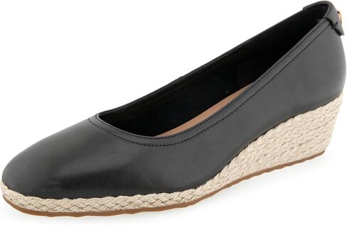 Aerosoles Pump Pump Roma Wedge in Kuwait