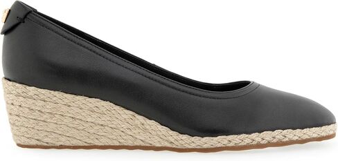 Aerosoles Pump Pump Roma Wedge in Kuwait