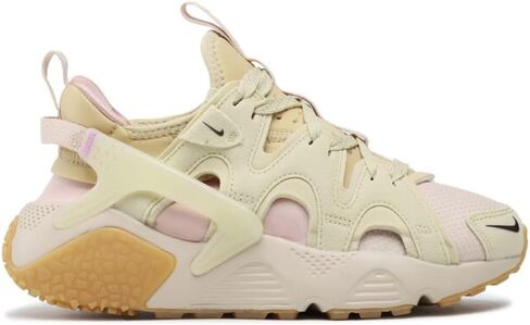 Nike Women's Air Huarache Craft in Saudi Arabia