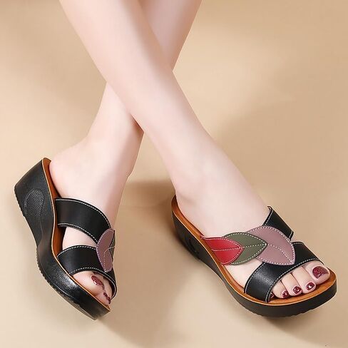 Womens Wedge Sandal - لون كتلة ورقة نمط مفتوح إصبع القدم مريح فو فو الصيف النعال غير الرسمي in Kuwait