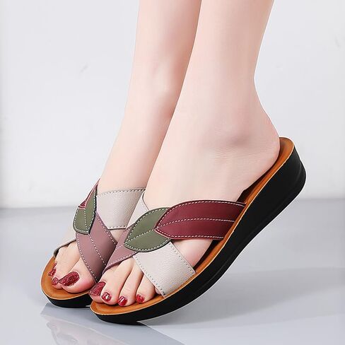 Womens Wedge Sandal - لون كتلة ورقة نمط مفتوح إصبع القدم مريح فو فو الصيف النعال غير الرسمي in Kuwait