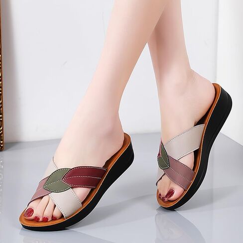 Womens Wedge Sandal - لون كتلة ورقة نمط مفتوح إصبع القدم مريح فو فو الصيف النعال غير الرسمي in Kuwait