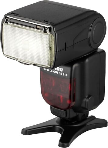 Nikon SB-910 Speedlight Flash | فلاش عالي الطاقة على الكاميرا DSLRS (4809) + AA بطاريات قابلة لإعادة الشحن + فلاش براكيت + طقم التنظيف in Saudi Arabia