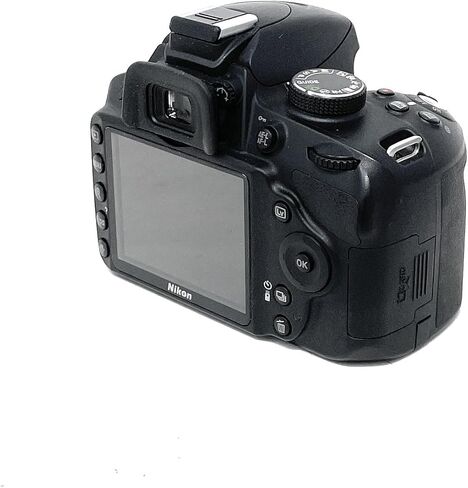 Nikon D3200 24.2 MP Digital SLR Camera (الجسم فقط) - الإصدار الدولي (بدون ضمان) (صندوق أسود ، مفتوح) in Kuwait