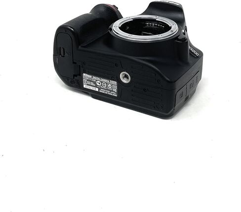 Nikon D3200 24.2 MP Digital SLR Camera (الجسم فقط) - الإصدار الدولي (بدون ضمان) (صندوق أسود ، مفتوح) in Kuwait