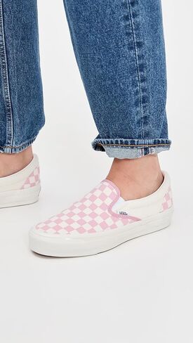 شاحنات u lx classic slip-ons in Kuwait