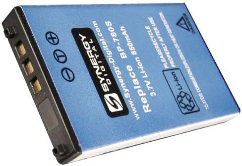 تشمل مجموعة ملحقات الكاميرا الرقمية Kyocera SL300RT: شاحن SDM-807 ، بطارية SDBP780S ، بطاقة ذاكرة KSD2GB in Saudi Arabia