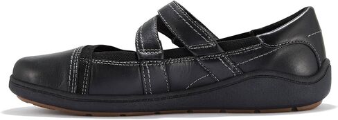 Clarks Women's Bryianne Janey Mary Jane Flat in Saudi Arabia