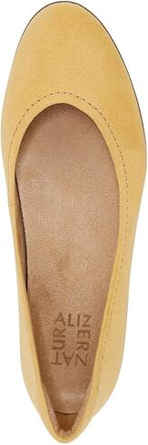 Naturalizer Women ، Vivienne Flat Marigold in Kuwait
