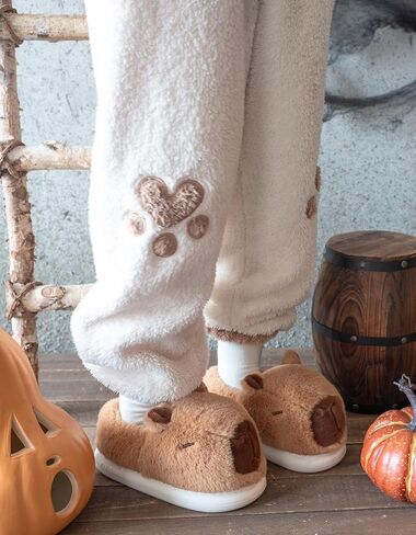 Capybara Slippers for Women Men,Cute Fluffy Animal Slippers,Warm Winter Wear Home Cozy Furry Soft Indoor Kawaii Shoes in Kuwait