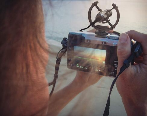 MIRFAK Mini On-Camera Shotgun Microphone, Provide Good Recording Effects for DSLR Cameras, Compact Cameras, and Mobile Phones, N2 in Saudi Arabia