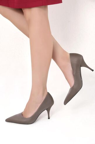 مضخات IIIMMU STILETTO للنساء 3.5 بوصة مدببة إصبع القدم العالي الكعب الساتان إنهاء أحذية فستان مغلق لحفل الزفاف وملابس المكتب in Saudi Arabia
