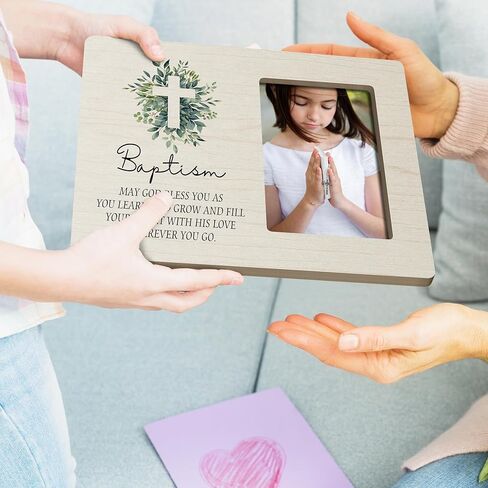 إطار صورة المعمودية ، تعميد معمودية هدية الطفل ، هدايا المعمودية الكاثوليكية للصبي إطارات الصور الخشبية 4x6 بوصة الصورة in Kuwait