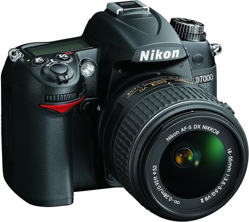 Nikon D7000 16.2 Megapixel Digital SLR كاميرا SLR مع عدسة 18-55 مم (أسود) (متجدد) in Saudi Arabia
