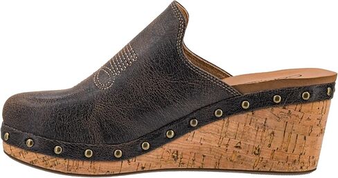 Corkys Footwear Womens Yee Haw Slip -in Wedge - يتميز بكعب 2.5 بوصة ، خياطة غربية في الجزء العلوي ، النعال الناعمة Eva ، والأزرار على طول الخارجي - Espresso Crinkle ، الحجم 7 in Saudi Arabia