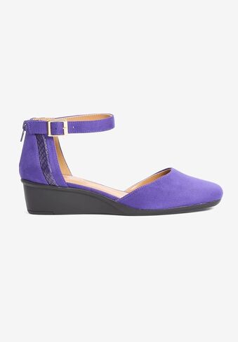Comfortview Women's Wide Width The Aurelia Wedge in Saudi Arabia