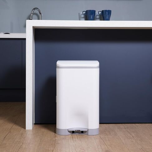 شملت Allkei 29L التحكم في الرائحة المهملات حافلة PAIL ، صندوق الحفاض ، حفاضات البالغين ، ومحطة نفايات الحيوانات الأليفة واحدة حقيبة إعادة الملء (أبيض) in Saudi Arabia
