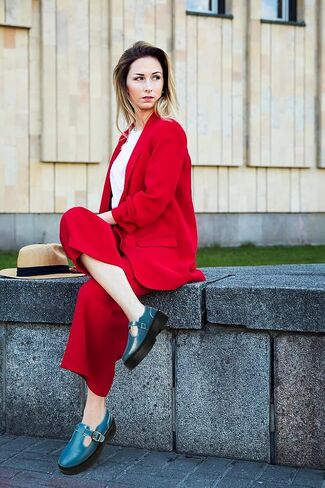Women's Mary Jane Flats - Comfortable Vintage Style Shoes with Chunky Heel & Adjustable Strap-Fashion Casual Flats for Women in Saudi Arabia