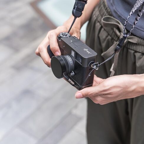 Metal Square X Half Lens Had Hood Sun مع غطاء عدسة لفوجي Fujifilm X Half Xhalf Digital Camera ، واقي غطاء محرك غطاء واقية ، ومسطح ضريح كتلة تقليل التوهج - رمادي داكن in Saudi Arabia