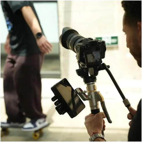 Harlowe Rocket CF 6ft Monopod-3-in-1 MOUNT لحامل الضوء والكاميرا ومطاطية مع قاعدة لإصدار الدواسة وأقدام قابلة للتبديل in Saudi Arabia
