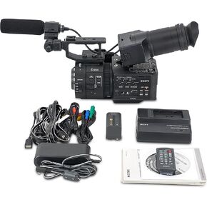 Sony Nex-FS700 R 4K Sensor High Nxcam Super35 Camcorder Body ، 8.3mp HD ، 3.5 "شاشة LCD ، حتى 960 إطارًا في الثانية حركة بطيئة ، 2 XLR/HDMI و 3G/HD-SDI in Kuwait