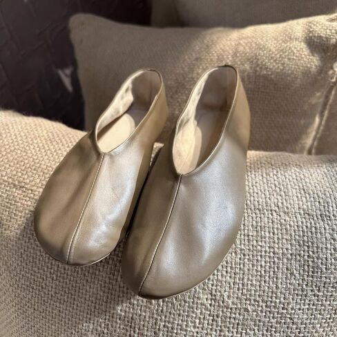 Women's Genuine Leather Ballet Flats Round Toe Slip On Minimalist Shoes Comfortable Flat Pumps for Daily Office Wear in Saudi Arabia