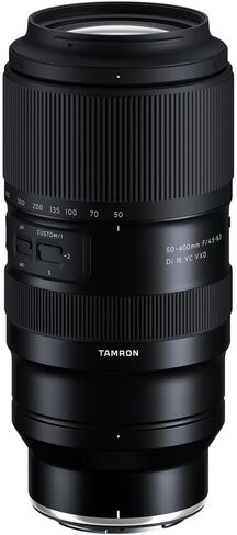 عدسة Tamron مقاس 50-400 مم f/4.5-6.3 Di III VC VXD متوافقة مع Nikon Z Mount مع فلتر للأشعة فوق البنفسجية مقاس 67 مم + مجموعة تنظيف الكاميرا + قلم عدسة + حافظة غطاء العدسة + قطعة قماش للتنظيف من الألياف الدقيقة (6 قطع) in Kuwait