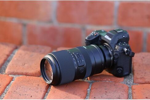عدسة Tamron مقاس 50-400 مم f/4.5-6.3 Di III VC VXD متوافقة مع Nikon Z Mount مع فلتر للأشعة فوق البنفسجية مقاس 67 مم + مجموعة تنظيف الكاميرا + قلم عدسة + حافظة غطاء العدسة + قطعة قماش للتنظيف من الألياف الدقيقة (6 قطع) in Kuwait