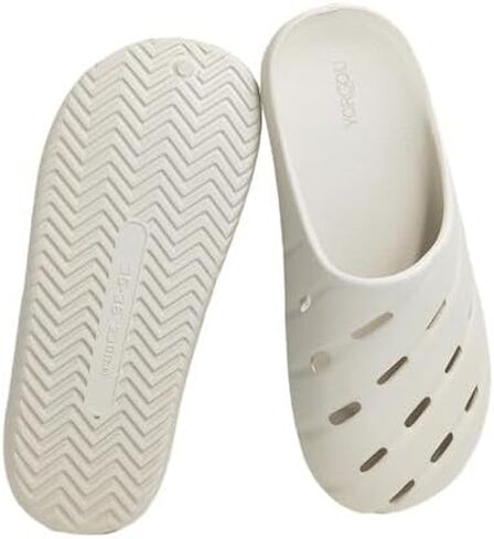 مصنوعة من المطاط المرن ، هذه الأحذية خفيفة الوزن تضمن الراحة طوال اليوم مع الحفاظ على قدميك في مأمن من الرمال الساخنة والصخور الحادة والأسطح الزلقة. يجعل تصميم الانزلاق سهلاً للارتداء ، ويلبي اللوحين اللتين يلبي كل من الرجال والنساء. in Kuwait