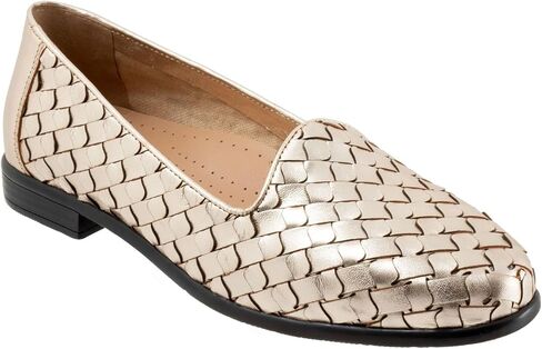 Trotters Women's Lizette Loafer Flat in Kuwait