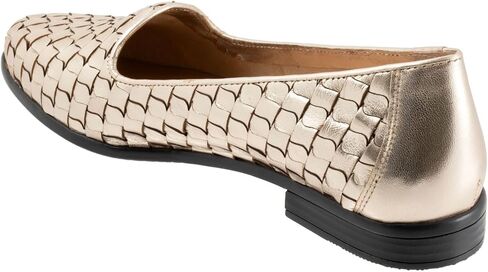 Trotters Women's Lizette Loafer Flat in Kuwait