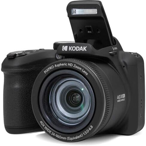 تشمل حزمة الكاميرا الرقمية Kodak Pixpro AZ405: بطاقة ذاكرة Sandisk 64GB SDXC ، حقيبة كاميرا صغيرة ، قارئ بطاقة SD والمزيد (6 عناصر) (أبيض) in Kuwait