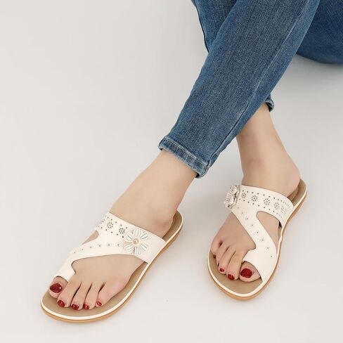 صندل الصيف للنساء 2025: شقق مريحة للمشي أحذية السيدات القابلة للتعديل للشاطئ في الهواء الطلق الشاطئ in Kuwait