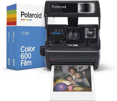 Polaroid Originals Polaroid 600 خطوة واحدة عن قرب مع حزمة فيلم مزدوجة 600 ملونة ، قرب أسود (متجدد) in Kuwait