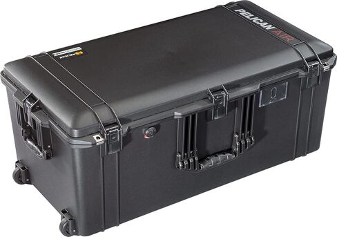 Pelican Color Case Black 1646 Air case, with Wheels. Comes with Foam in Saudi Arabia