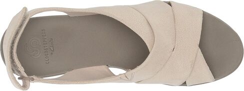 Clarks Caddell Caddell Bright Wedge Sandal in Saudi Arabia