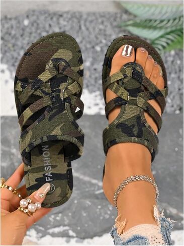 Gorglitter النسائية Camo Strappy Sandals التمويه الممولة ، فليب ، يتخبط in Saudi Arabia