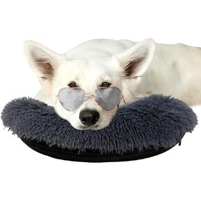 وسادة الكلب ليكالوس، وسادة تهدئة الكلاب للكلاب الكبيرة والمتوسطة، وسادة رقبة الكلب على شكل حرف U لتخفيف النوم وتحسين المفاصل، وسادة الحيوانات الأليفة قابلة للغسل في الغسالة للكلاب الصغيرة والقطط لعبة تهدئة الحيوانات الأليفة in Kuwait