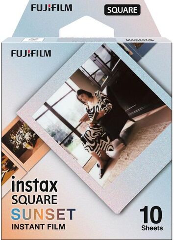 Fujifilm Instax Square Snet Film (100 تعرض) باقة مع قطعة قماش لتنظيف الألياف الدقيقة in Kuwait