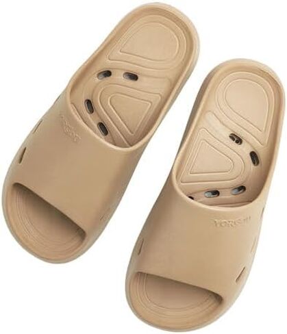 Lightweight and comfortable non-slip waterproof beach sandals for indoor and outdoor, garden, bathroom, swimming pool, self-draining men'swomen's quick day flat shoes - in Saudi Arabia