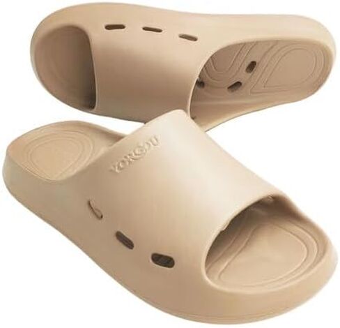 Lightweight and comfortable non-slip waterproof beach sandals for indoor and outdoor, garden, bathroom, swimming pool, self-draining men'swomen's quick day flat shoes - in Saudi Arabia
