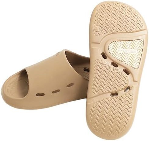 Lightweight and comfortable non-slip waterproof beach sandals for indoor and outdoor, garden, bathroom, swimming pool, self-draining men'swomen's quick day flat shoes - in Saudi Arabia