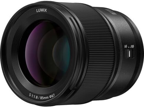 Panasonic Lumix S 85mm F/1.8 Lens (S-S85) حزمة بما في ذلك: مجموعة مرشح 3 قطع ، قبعات عدسة ، حقيبة عدسة ، حارس كاب ، مجموعة تنظيف كاملة in Saudi Arabia