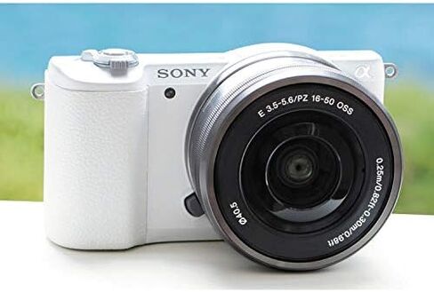 Sony A5100 16-50 مم كاميرا رقمية بدون مرآة مع LCD 3 بوصة (أبيض) (متجدد) in Saudi Arabia